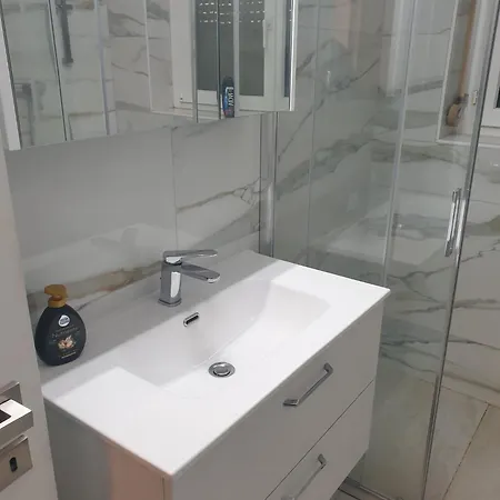 Massagno 78 Apartment